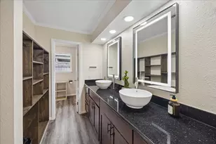 5243 Caversham Dr, Houston, TX 77096 - Photo 11