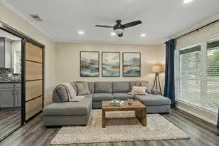 5243 Caversham Dr, Houston, TX 77096 - Photo 7