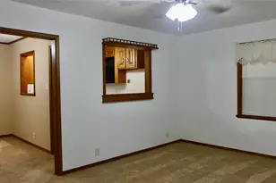 801 19th Ave N, Texas City, TX 77590 - Photo 5