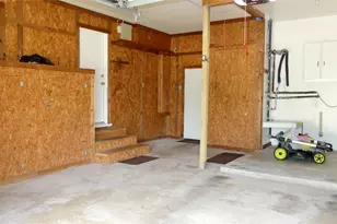 801 19th Ave N, Texas City, TX 77590 - Photo 21