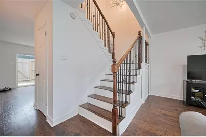 10174 Beekman Place Drive, Houston, TX 77043 - Photo 7