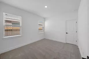 18802 Eastwood Ridge Dr, Crosby, TX 77532 - Photo 17