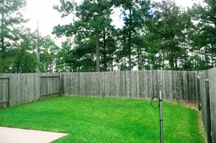44 Woodland Hills Dr, Conroe, TX 77303 - Photo 15