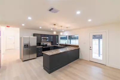 15411 Sierra Valle Drive, Houston, TX 77083 - Photo 11