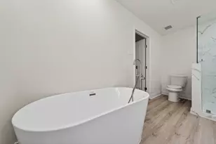 1707 W 43rd St, Houston, TX 77018 - Photo 23