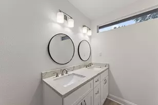 1707 W 43rd St, Houston, TX 77018 - Photo 21