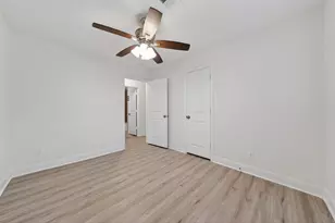 1707 W 43rd St, Houston, TX 77018 - Photo 27