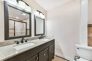 9101 Lazy Ln, Hitchcock, TX 77563 - Photo 9