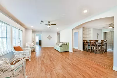 9101 Lazy Lane, Hitchcock, TX 77563 - Photo 3