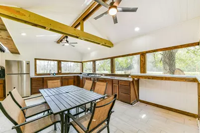 9101 Lazy Lane, Hitchcock, TX 77563 - Photo 17