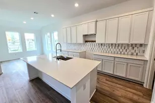 17854 Aile Pierre Pass, Conroe, TX 77302 - Photo 3