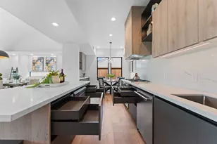 6711 Housman St, Houston, TX 77055 - Photo 15