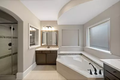9602 Lauren Briar Lane, Humble, TX 77396 - Photo 13