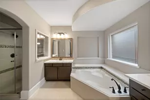 9602 Lauren Briar Ln, Humble, TX 77396 - Photo 13