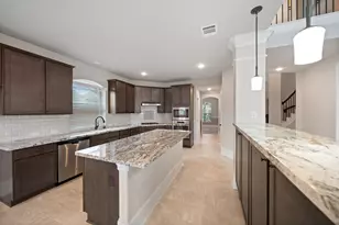 9602 Lauren Briar Ln, Humble, TX 77396 - Photo 7