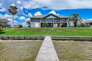 1440 W Bayshore Dr, Palacios, TX 77465 - Photo 3