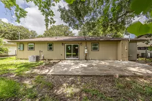 2915 Ave O, Nederland, TX 77627 - Photo 11