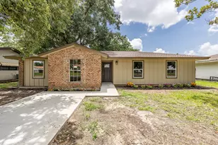 2915 Ave O, Nederland, TX 77627 - Photo 9
