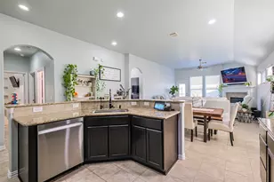 2019 Knoll Oak Ln, Richmond, TX 77469 - Photo 9