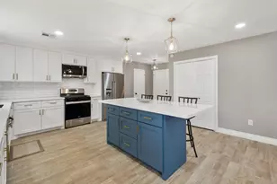 5719 Capello Dr, Houston, TX 77035 - Photo 19