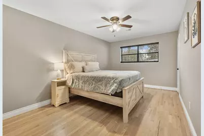 5719 Capello Drive, Houston, TX 77035 - Photo 33