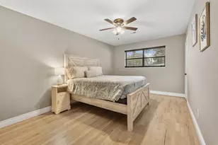 5719 Capello Dr, Houston, TX 77035 - Photo 33