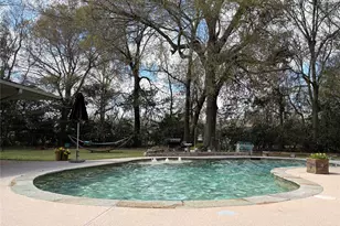 300 Bayou Dr, Beaumont, TX 77705 - Photo 33