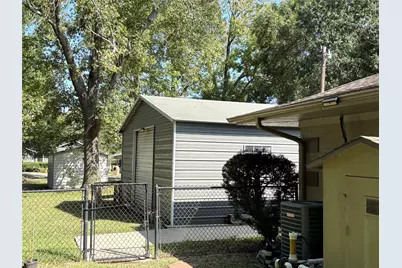 300 Bayou Drive, Beaumont, TX 77705 - Photo 35