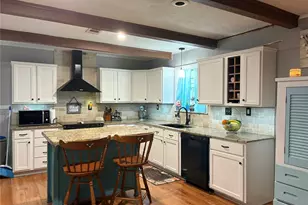 300 Bayou Dr, Beaumont, TX 77705 - Photo 11