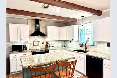 300 Bayou Drive, Beaumont, TX 77705 - Photo 11