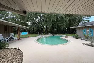 300 Bayou Dr, Beaumont, TX 77705 - Photo 33