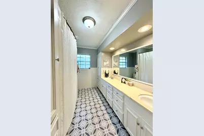 300 Bayou Drive, Beaumont, TX 77705 - Photo 23