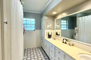 300 Bayou Dr, Beaumont, TX 77705 - Photo 23