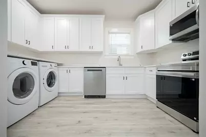 1934 Hawthorne, Houston, TX 77098 - Photo 5