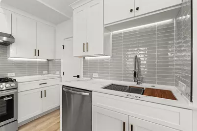 4746 Martin Hill Street, Houston, TX 77018 - Photo 7