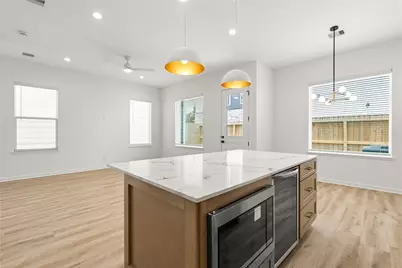 4746 Martin Hill Street, Houston, TX 77018 - Photo 13