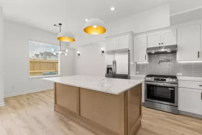 4746 Martin Hill Street, Houston, TX 77018 - Photo 9