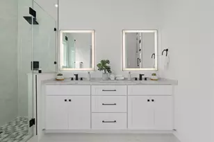 4746 Martin Hill St, Houston, TX 77018 - Photo 37