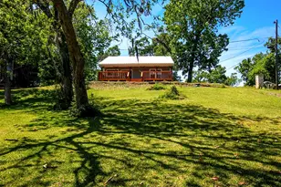 401 Lazy River Ln, Mont Belvieu, TX 77523 - Photo 23