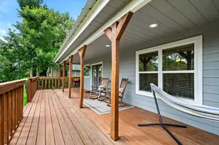 401 Lazy River Ln, Mont Belvieu, TX 77523 - Photo 3