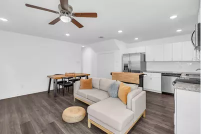 8124 Sterlingshire Street #A and B, Houston, TX 77078 - Photo 7