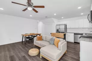 8124 Sterlingshire St, Houston, TX 77078 - Photo 7