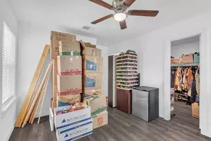 8124 Sterlingshire St, Houston, TX 77078 - Photo 29