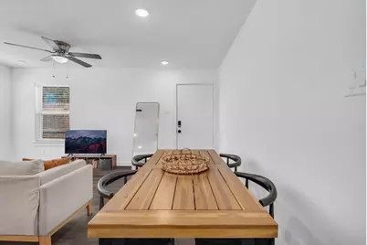 8124 Sterlingshire Street #A and B, Houston, TX 77078 - Photo 9