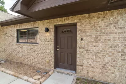 304 Reppert Street, Bacliff, TX 77518 - Photo 3