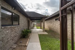 304 Reppert St, Bacliff, TX 77518 - Photo 23