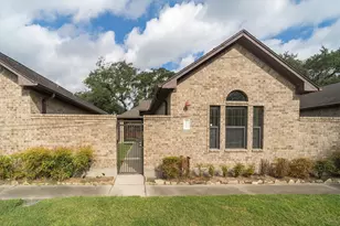 304 Reppert St, Bacliff, TX 77518 - Photo 1