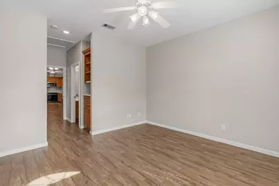 304 Reppert Street, Bacliff, TX 77518 - Photo 11