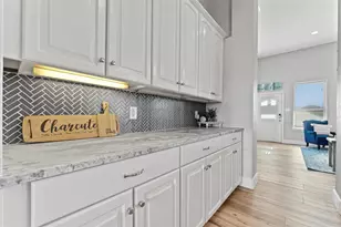 2423 Sandpiper, Crystal Beach, TX 77650 - Photo 23