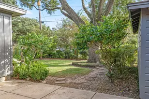 2404 Marguerite St, Bay City, TX 77414 - Photo 35